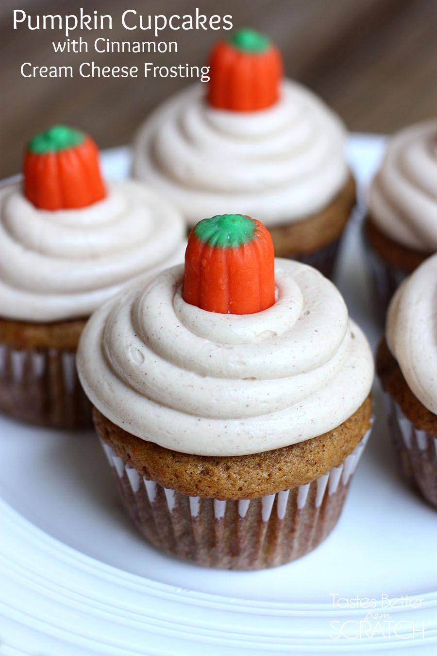 Pumpkin_Cupcakes_with_Cinnamon_Cream_Cheese_Frosting1